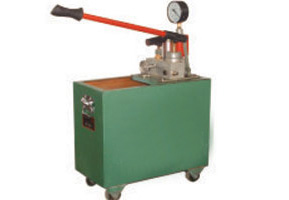 2SB25~80手動試壓泵